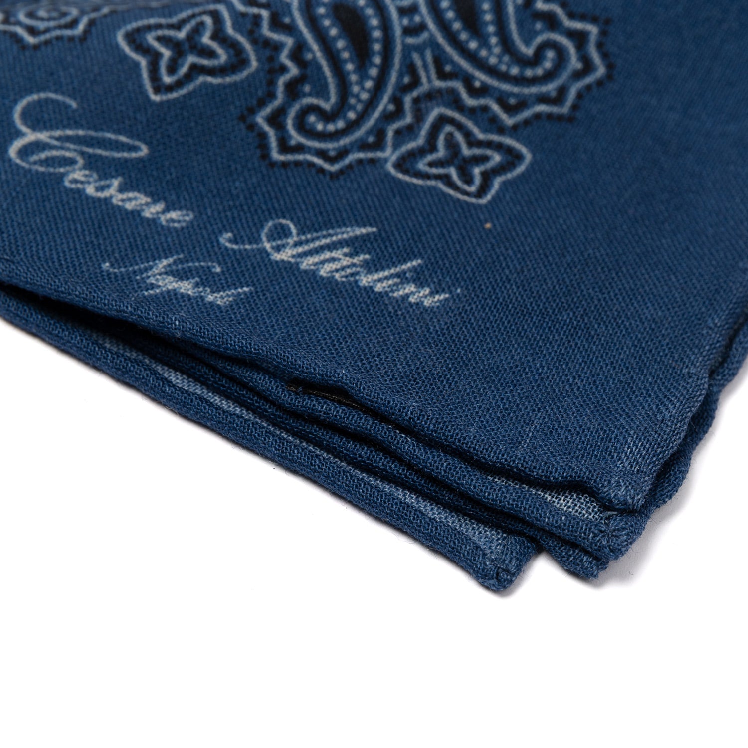 Handkerchief "Cachemire Fiorentina" made from a Luxurious Wool Blend - hand-rolled